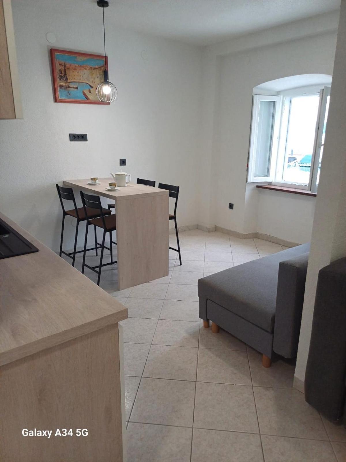 Apartmani Centar Selce Exterior foto